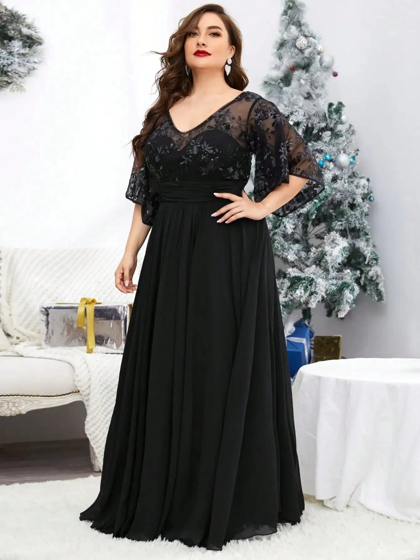 Black Lace Sequins Half Sleeve Plus Size Evening Dress